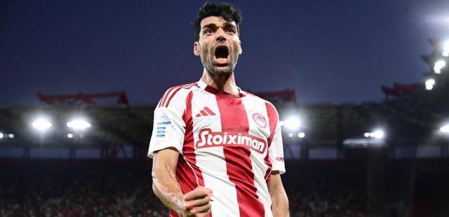 奥林匹亚科斯新锋霸横空出世?塔雷米首秀双响,希腊联赛迎来“降维打击”!