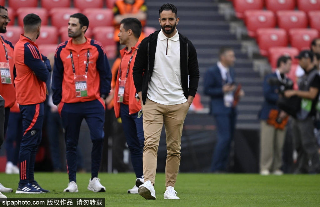 曼联噩梦终结?鲁本·阿莫林有望重返本菲卡