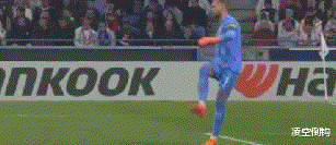 欧联:2-0,24岁国际米兰旧将无敌鱼跃冲顶,助法甲第2迎来2连胜