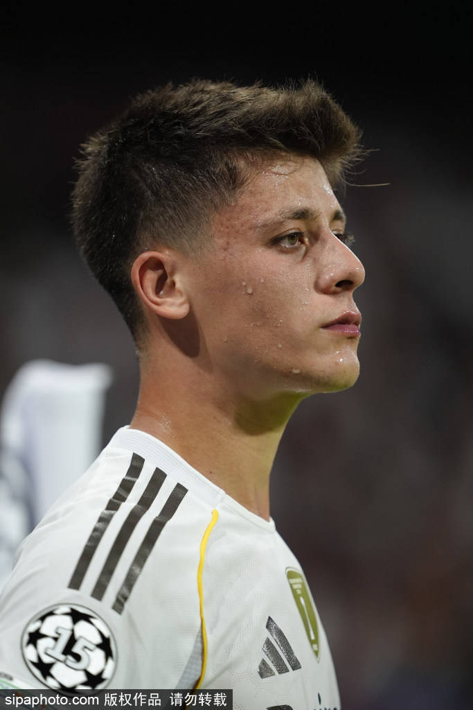 伯纳乌的新王:姆巴佩以42场40球,加冕西甲历史第二人