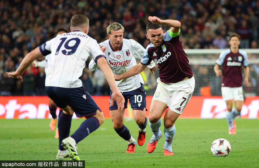 欧联杯联赛阶段第1轮:阿斯顿维拉1-0博洛尼亚
        
    欧联杯联赛阶段第1轮:阿斯顿维拉1-0博洛尼亚